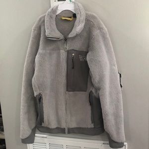 Womens Small Mountain Hard Wear Jacket